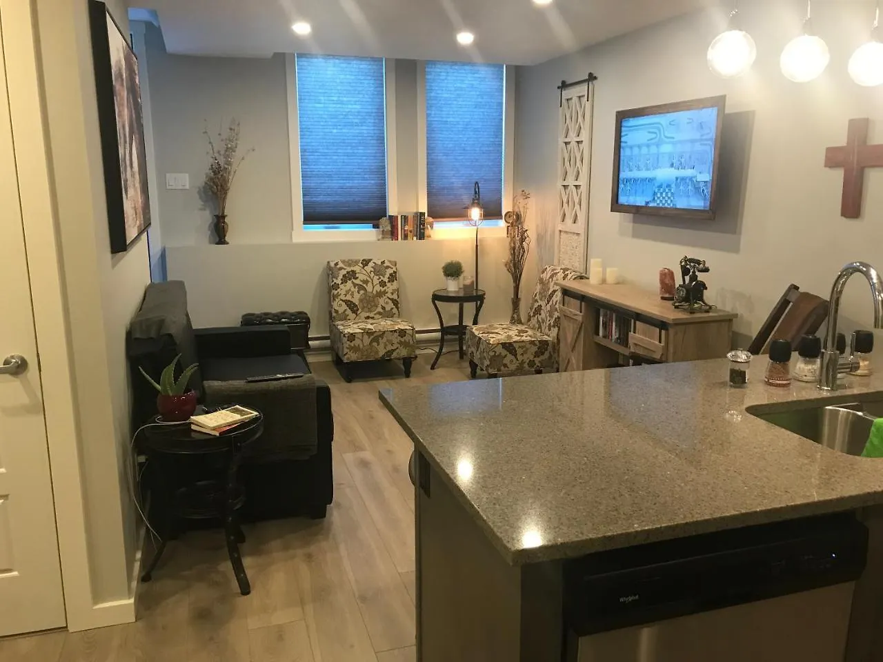 Apartment Home Sweet Condo Calgary